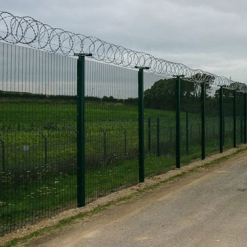 Cerca de tela soldada - HiSec 358 - ZAUN FENCING  - industrial / em aço revestido a pó / cinza