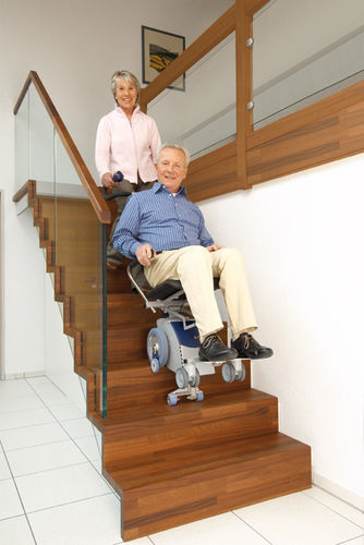 Cadeira elevatória para escadas para ambiente interno - S-MAX SELLA - AAT Alber Antriebstechnik GmbH