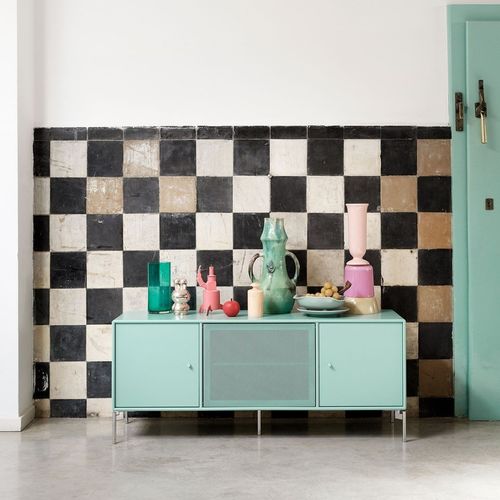 Buffet aparador contemporâneo - OCTAVE I - Montana Furniture - em MDF laqueado / com prateleiras / com porta articulada