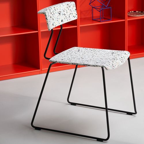 Cadeira de sala de jantar contemporânea - Aveny-T - Montana Furniture - para ambiente interno / em plástico reciclado / com base em aço laqueada