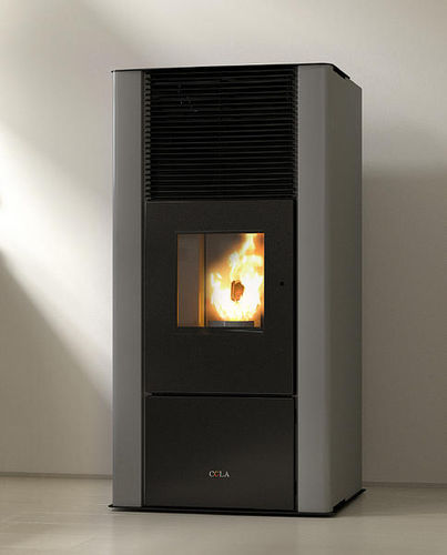 Salamandra com caldeira a pellets - ENERGYCA 30 - COLA GF WÄRMETECHNIK - contemporânea / em aço / em ferro fundido