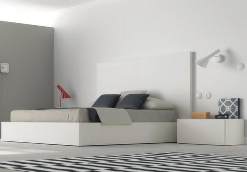 Cama de casal - D3  - VIVE - MUEBLES VERGE S.L. - contemporânea / com cabeceira / com criados-mudos