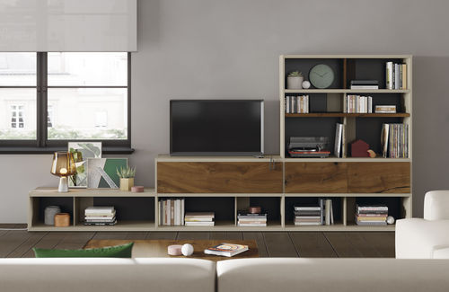 Móvel de parede contemporâneo para TV - EST115 - VIVE - MUEBLES VERGE S.L. - em madeira laqueada