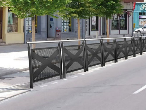Guarda-corpo metálico - CRUZ - Design espaces - com barras / para ambiente externo / para sacada