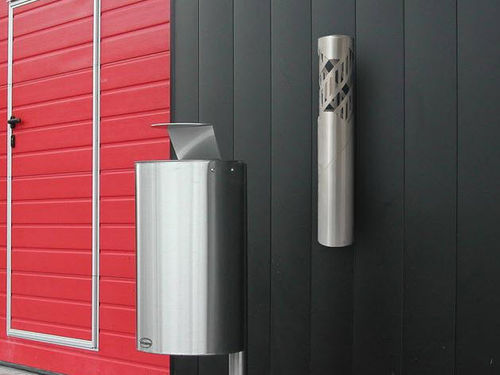 Cinzeiro de parede - ZEST - Design espaces - em aço inoxidável / para ambiente externo / para espaço público