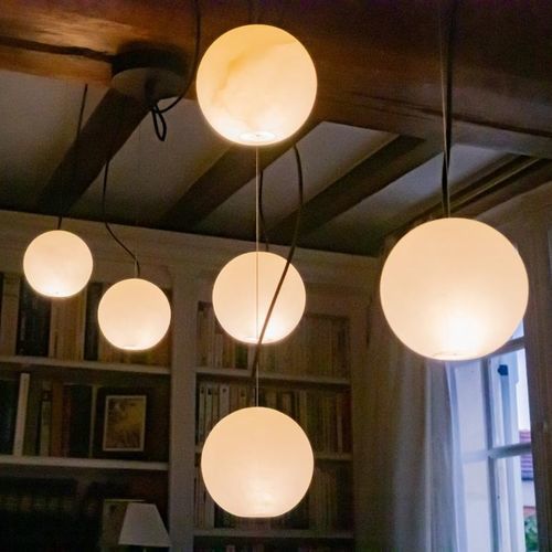 Lustre contemporâneo - LUNE  - Octavio Amado - em alabastro / para 4 lâmpadas / da linha comercial