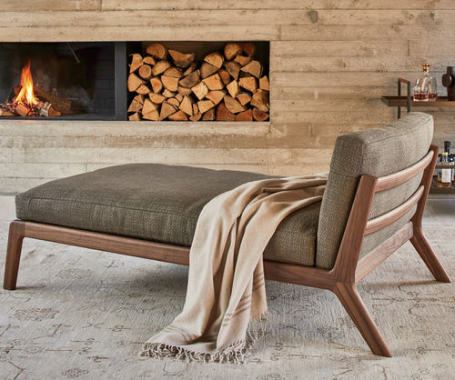 Chaise longue contemporânea - SOVA  - more - em tecido / em couro / em madeira maciça