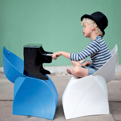 Cadeira contemporânea - JUNIOR - Flux - para ambiente interno / em polipropileno / dobrável