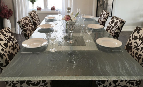 Mesa de jantar contemporânea - FRIENDLY - ThinkGlass - em vidro / retangular / sob medida