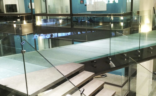 Revestimento de piso em vidro - ThinkGlass - para ambiente externo / para ambiente interno / para espaço público
