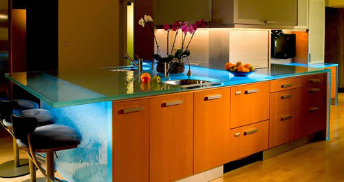 Tampo de bancada em vidro - MAGNIFICENT GLASS ISLAND - ThinkGlass - para cozinha / brilhante