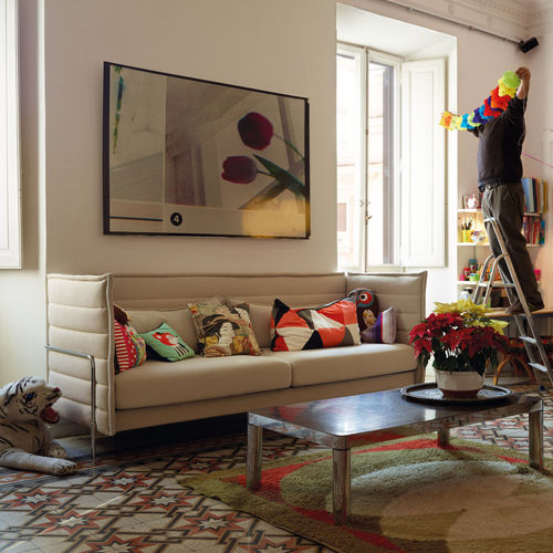 Sofá contemporâneo - ALCOVE  - vitra - em tecido / com almofadas / com encosto alto