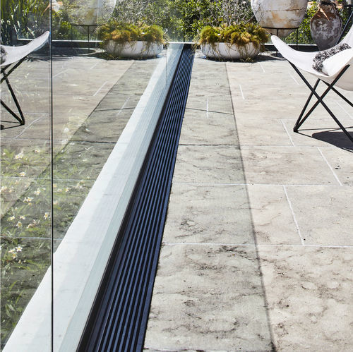 Calha de escoamento com grelha - A25 - Aquabocci - em PVC / grelha metálica / para piscina