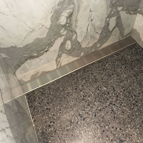 Ralo linear de chuveiro em PVC - A30 - Aquabocci - metálico / em EPDM / tipo grelha