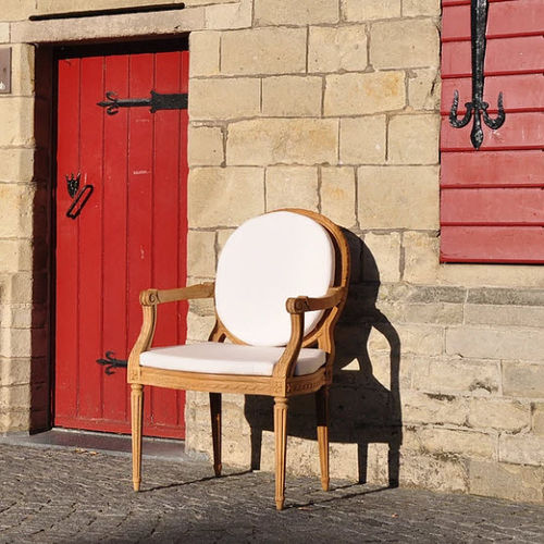 Poltrona do estilo Luís XVI - J L16 TF 16 - MASSANT - em madeira / medalhão / de jardim