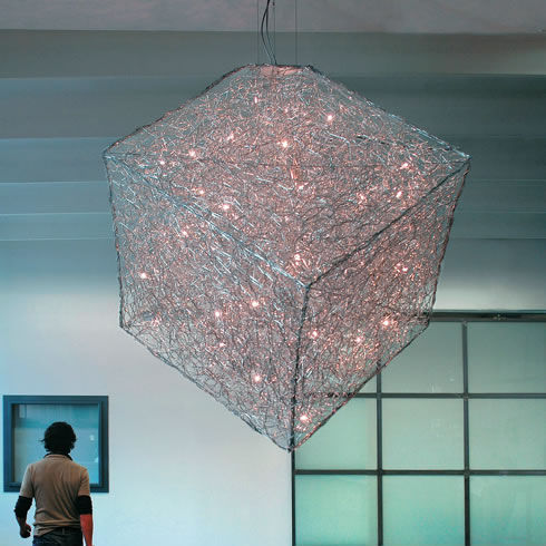 Luminária pendente - QUBO: 140×140 - Knikerboker - em alumínio / contemporânea
