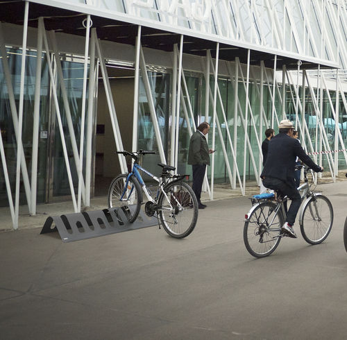 Bicicletário de piso - ROTTERDAM - CERVIC ENVIRONMENT - para espaço público / em aço galvanizado / da linha comercial