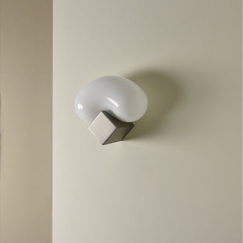 Arandela contemporânea - BELUGA - ENO STUDIO - para ambiente interno / em vidro / em ouro