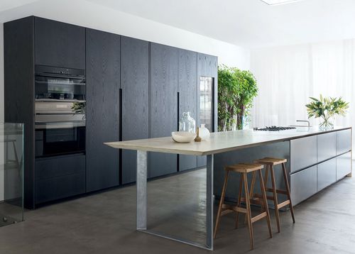 Cozinha contemporânea - 20150101 - TM Italia - em madeira / em pedra natural / em aço