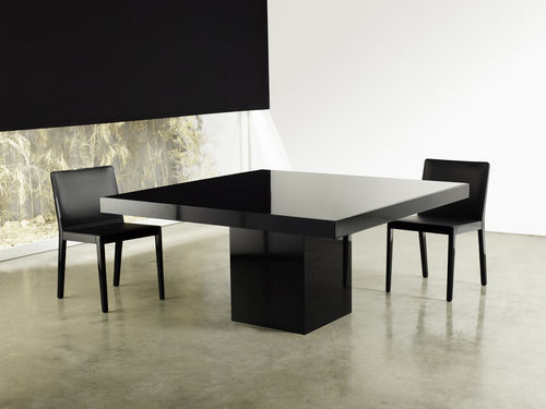 Mesa contemporânea - BEECH  - MODLOFT - em madeira laqueada / em faia / quadrada