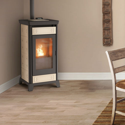 Salamandra a pellets - KOKKOLA - THERMOROSSI - 0–5 kW / 5 kW–10 kW / de instalação livre