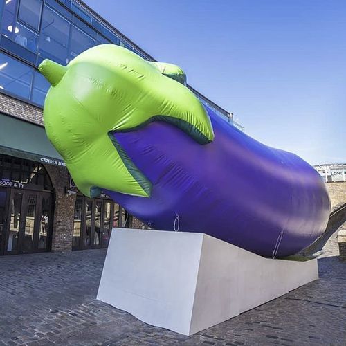 Estrutura inflável para eventos - GIANT AUBERGINE - Studio Souffle
