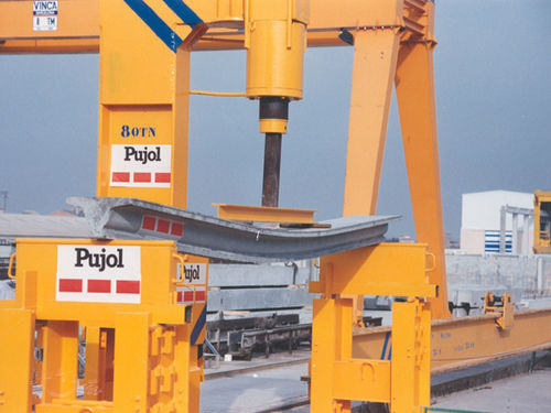 Vigota em concreto protendido - Pujol - para piso / pré-fabricada