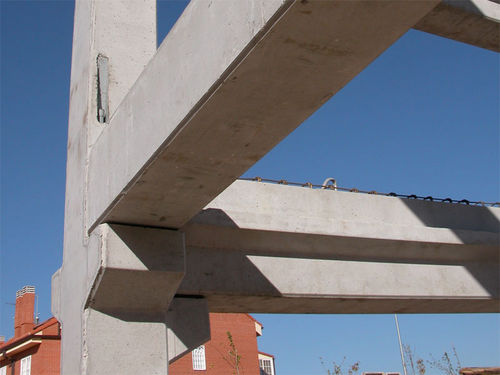 Vigota em concreto armado - Pujol - em concreto pré-fabricado