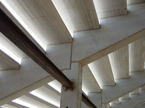 Arquibancada pré-fabricada - Pujol - em concreto armado