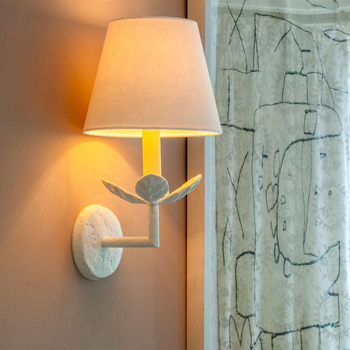 Arandela contemporânea - CARRICK - VAUGHAN - para ambiente interno / em bronze / em níquel