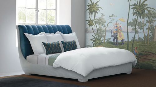Cama de casal - COUTURIER 01 - Savoir Beds - contemporânea / estofada / em veludo
