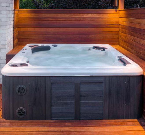 Spa de embutir - H570 - Clairazur - acima do piso / quadrado / de 5 lugares