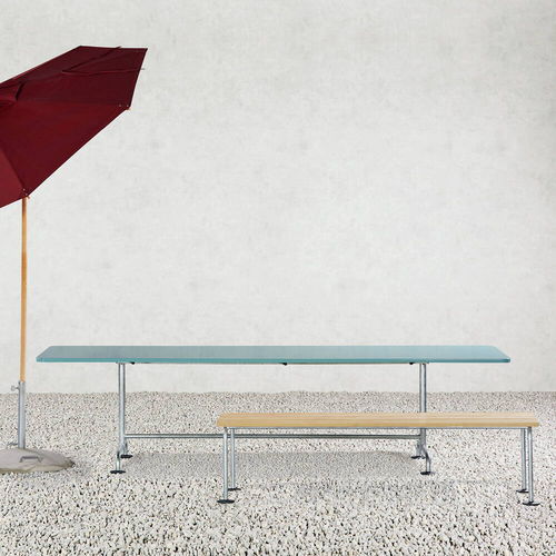 Banco de jardim contemporâneo - Atelier Alinea - em madeira de freixo / com encosto / com braços