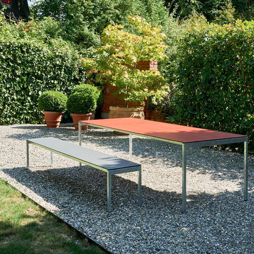 Mesa contemporânea - thesis - Atelier Alinea - em laminado / em fibrocimento / com base em aço galvanizado
