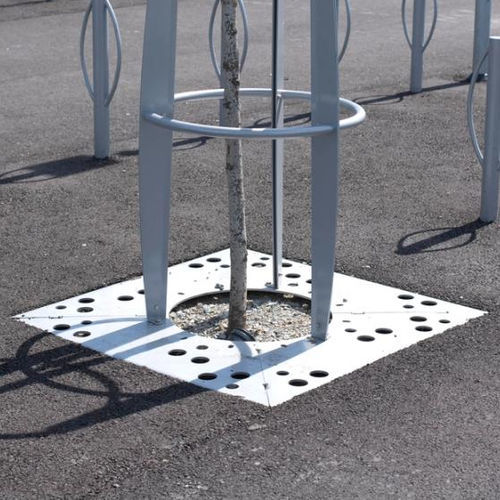 Grelha arvoreira quadrada - URBAN  - Vestre - em aço galvanizado / cortada a laser / vazada