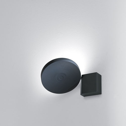 Arandela contemporânea - CIDI  - iconeluce.com - para ambiente interno / em alumínio / redonda