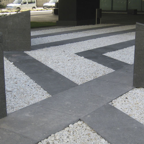 Placa de pedra de basáltico - B42 - Pizarras J. Bernardos - para piso / de parede / polida