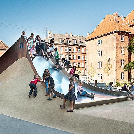 Escorregador reto - GULDBERG SKOLEN COPENHAGEN - atlantics GmbH - para parque infantil / em aço inoxidável / múltiplo