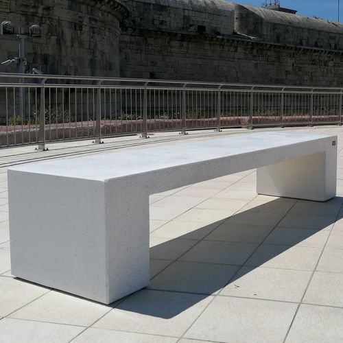 Banco para espaço público contemporâneo - STATION - VASART URBAN DESIGN - em madeira / em concreto / em aço inoxidável