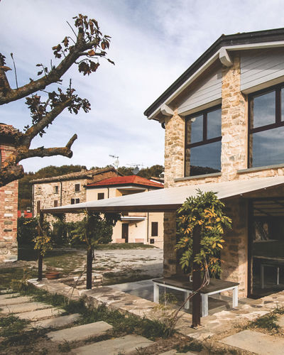 Pérgola apoiada em parede - OTTOEMEZZO - UNOSIDER - em ferro forjado / em PVC / com cobertura em tela