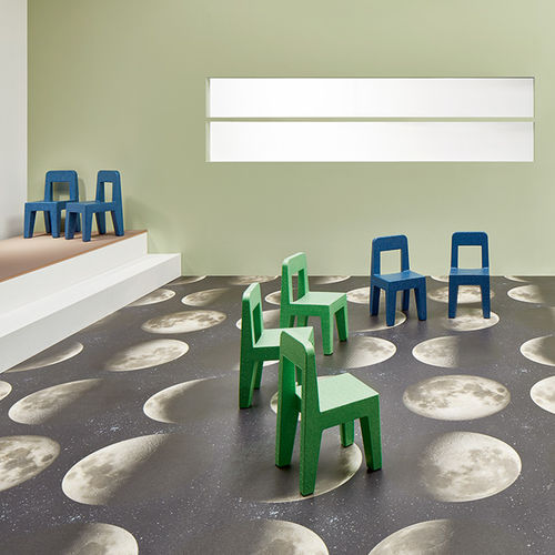 Revestimento de piso vinílico - STEP SAFETY  - Forbo Flooring Systems - para ambiente interno / para sala de estar / para escritório