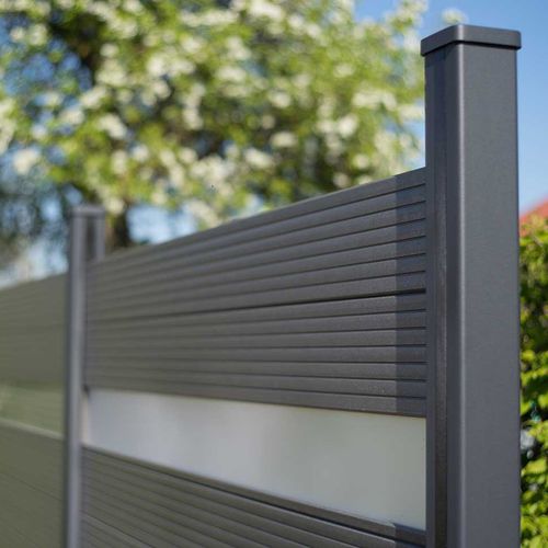 Cerca de réguas - FLEXIBLE - NATURinFORM GmbH - para jardim / em madeira plástica / antirruído