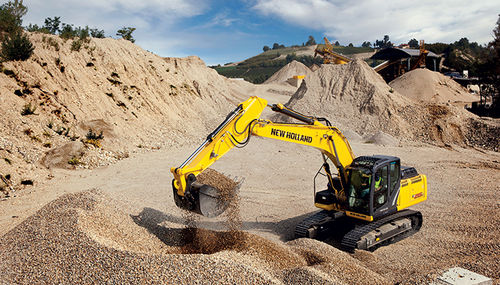 Escavadeira de médio porte - E215C - New Holland Construction - de esteiras / para obras