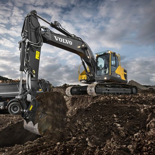 Escavadeira de médio porte - EC220E - Volvo Construction Equipment Germany GmbH - de esteiras / para obras / a diesel