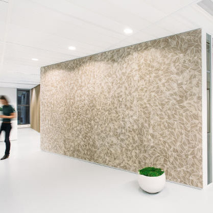 Painel decorativo para ambiente interno - SKELETTBLATTLA - Organoid Technologies GmbH - em fibras naturais / em HPL / texturizado