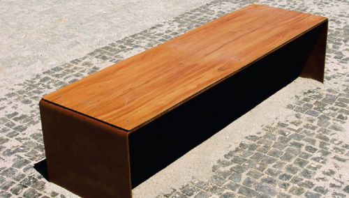 Banco para espaço público contemporâneo - VILAR DE MOUROS - EUROBOLLARD - em aço Corten