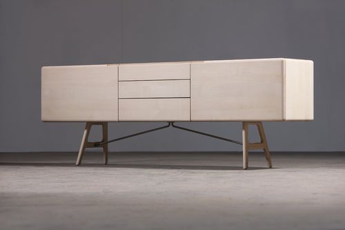 Buffet aparador com pés altos - TESA - Artisan Solid Wood Furniture - contemporâneo / em carvalho / em nogueira