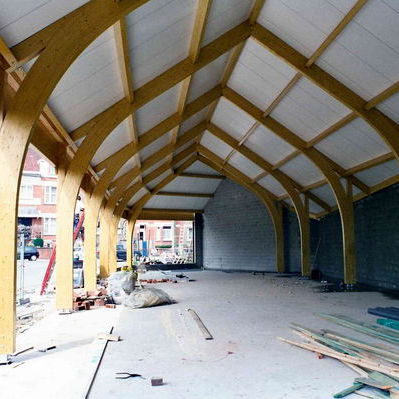 Pórtico em madeira laminada colada - AND MOTOR NIVELLES	 - Artbois SA