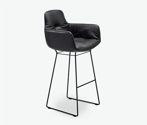 Cadeira alta contemporânea - LEYA - FREIFRAU - para ambiente interno / em tecido / em couro