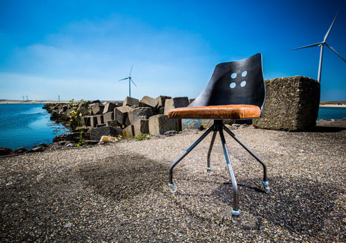 Cadeira contemporânea - SL-061 - Waterman Meubelen B.V. (Sturdy-Legs) - em couro / com base em aço / com base em estrela